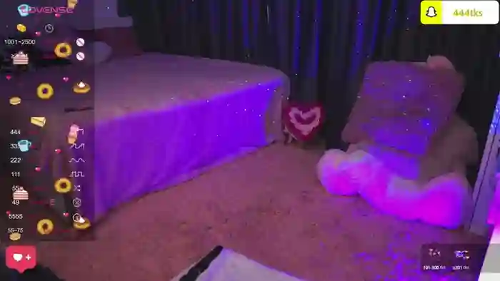 CuteLittleBlondy