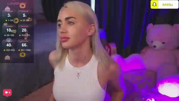 CuteLittleBlondy
