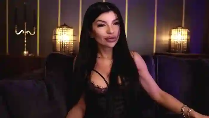 EleniaDevons