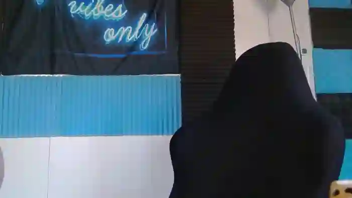 KaroKaroline