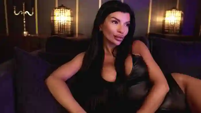 EleniaDevons