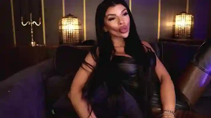 EleniaDevons
