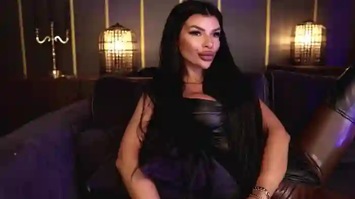 EleniaDevons