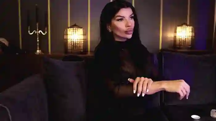 EleniaDevons