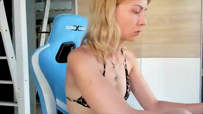 KaroKaroline