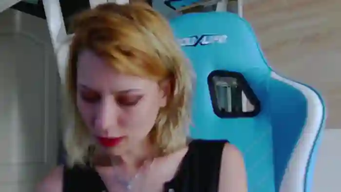 KaroKaroline
