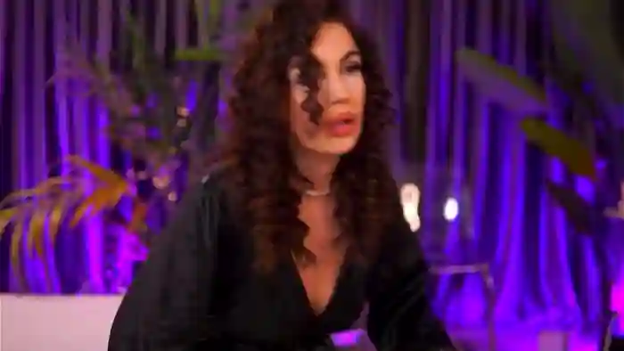 RoshenAmira