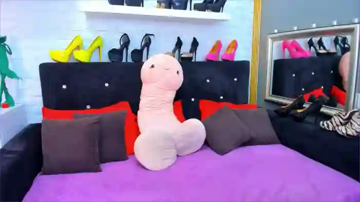 LauraSin