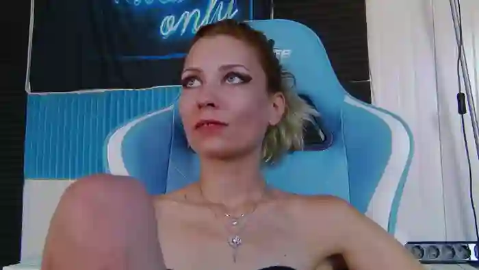 KaroKaroline