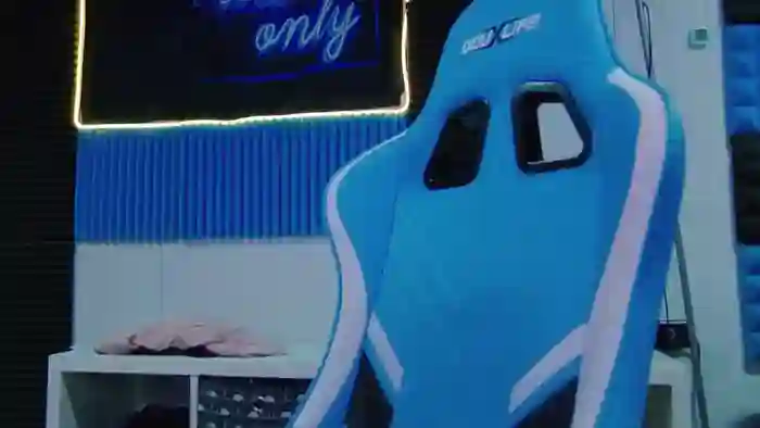 KaroKaroline
