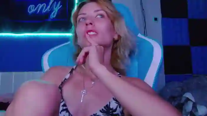 KaroKaroline
