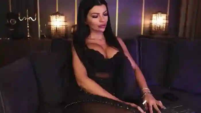 EleniaDevons