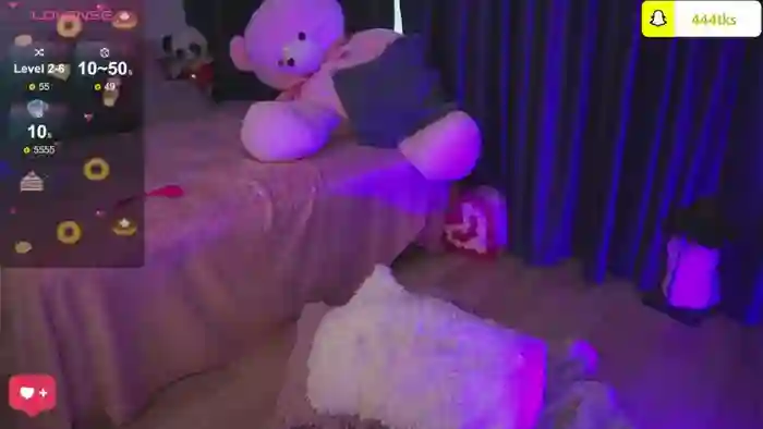 CuteLittleBlondy